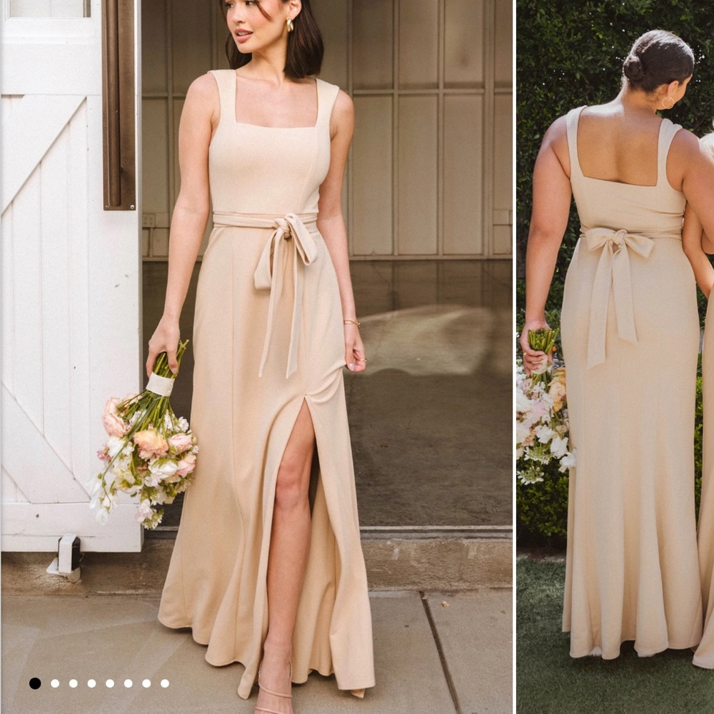 Show Me Your MuMu Paris Stretch bridesmaid dress